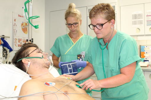 Patientenzimmer - Tisch