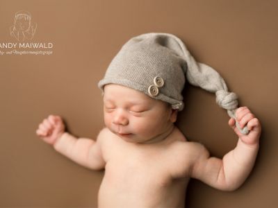 <div class=boy-info-container style=background-color:#d3eafc;><h4 class=boy>Anton Gruner</h4></div> <div class=boy-info-container style=background-color:#d3eafc;><h4 class=boy>Anton Gruner</h4></div>