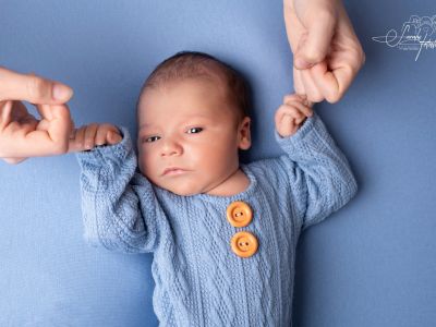 <div class=boy-info-container style=background-color:#d3eafc;><h4 class=boy>Oskar Kurt Fischer</h4></div> <div class=boy-info-container style=background-color:#d3eafc;><h4 class=boy>Oskar Kurt Fischer</h4></div>