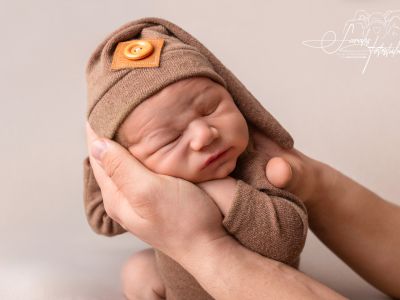 <div class=boy-info-container style=background-color:#d3eafc;><h4 class=boy>Noah Sommer</h4></div> <div class=boy-info-container style=background-color:#d3eafc;><h4 class=boy>Noah Sommer</h4></div>